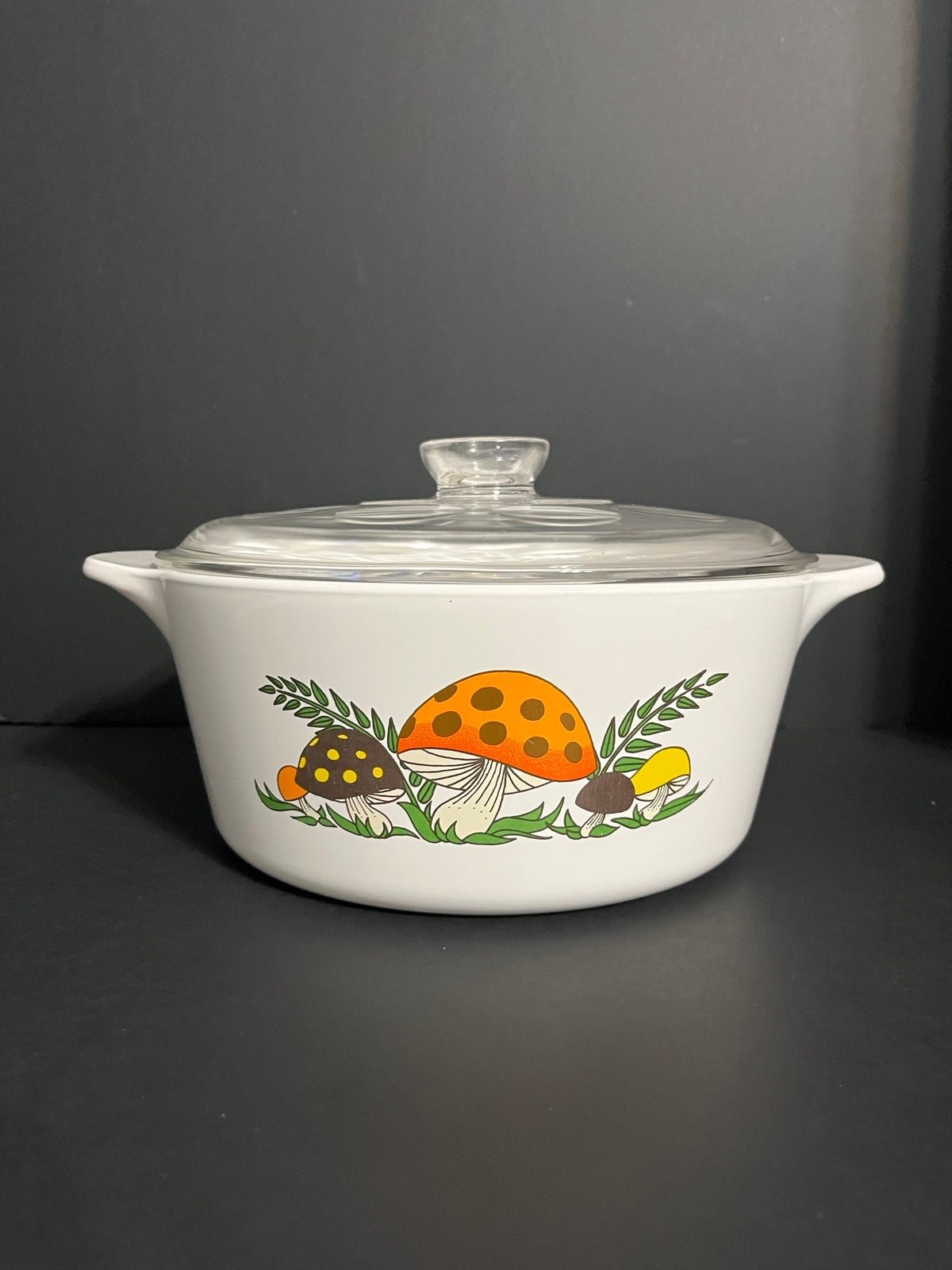 Vintage Corning Ware Merry Mushroom 4 Qt. Round Casserole Baking Dish With Lid