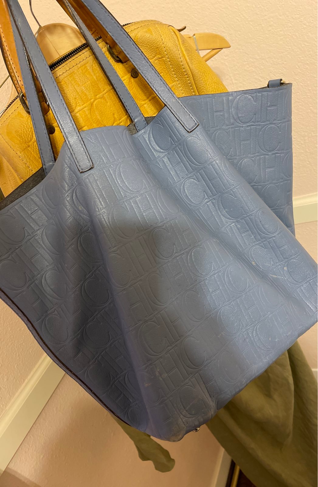 tote bag carolina herrera