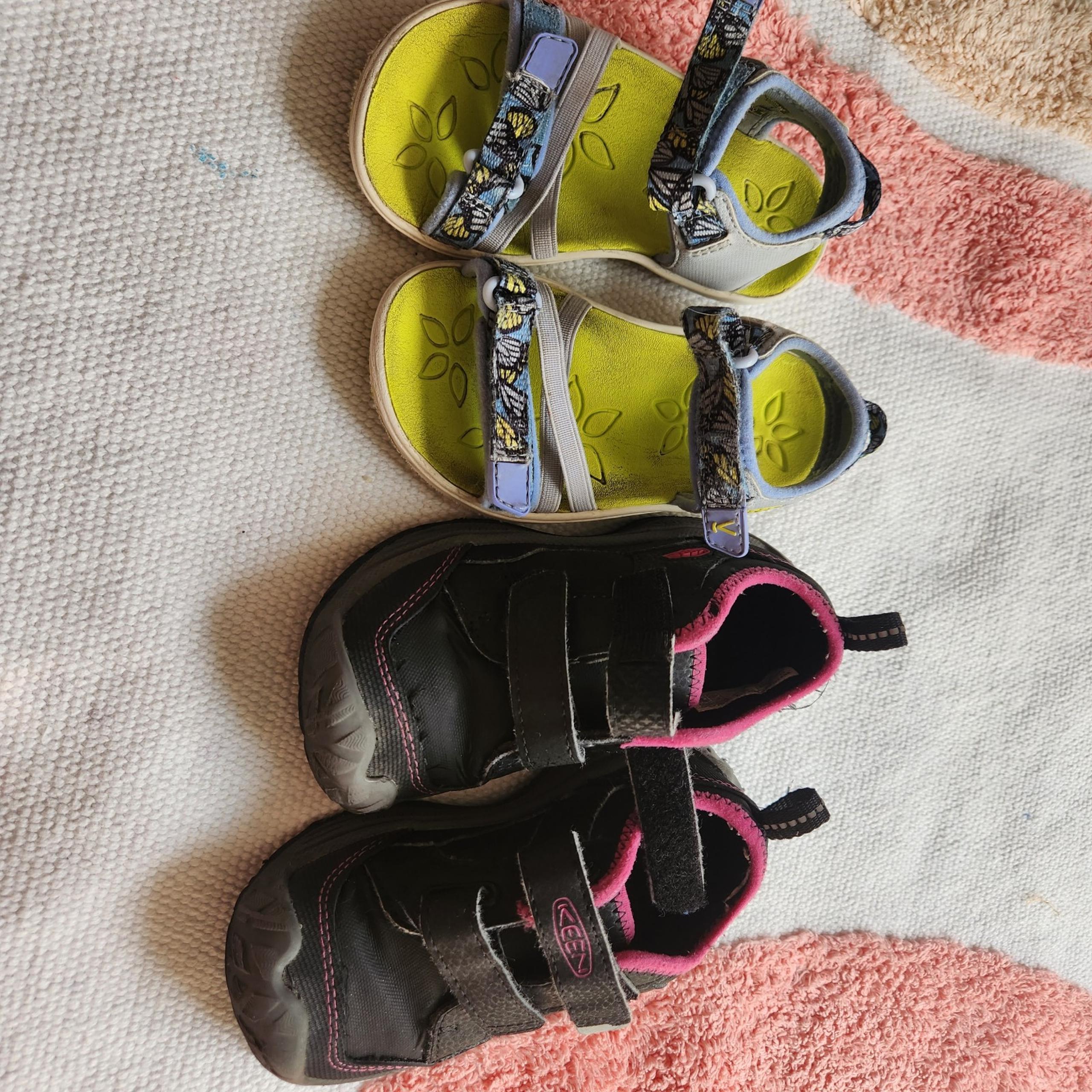 Keen Toddler size 8 and 9 shoe bundle