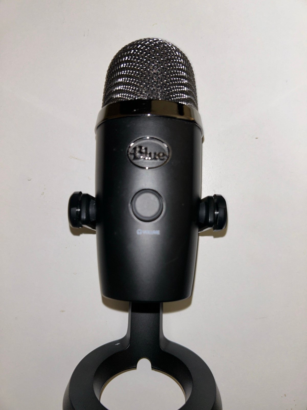 Blue Yeti Nano with Original Box - Minimal use