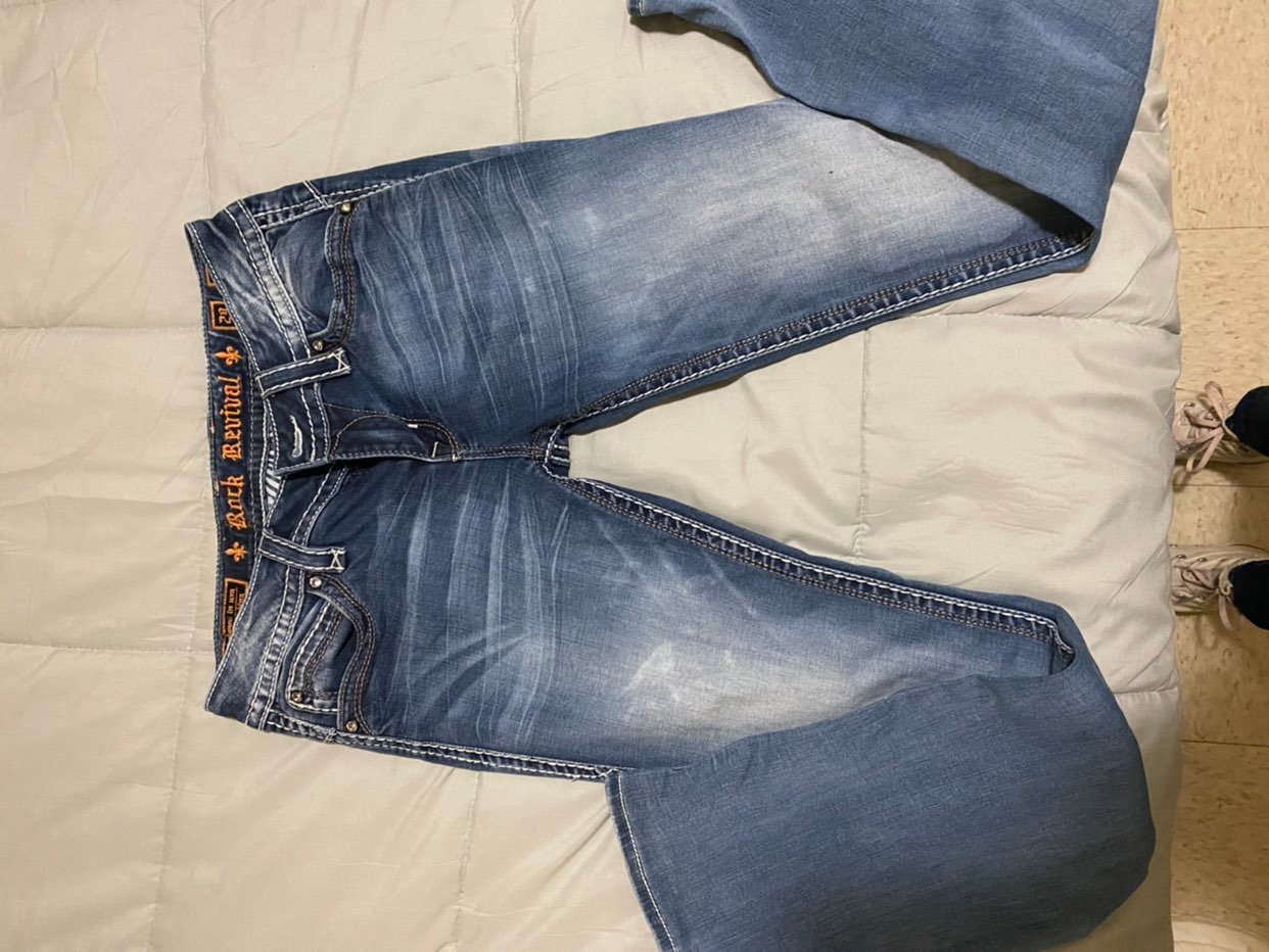 Rock revivals size 29