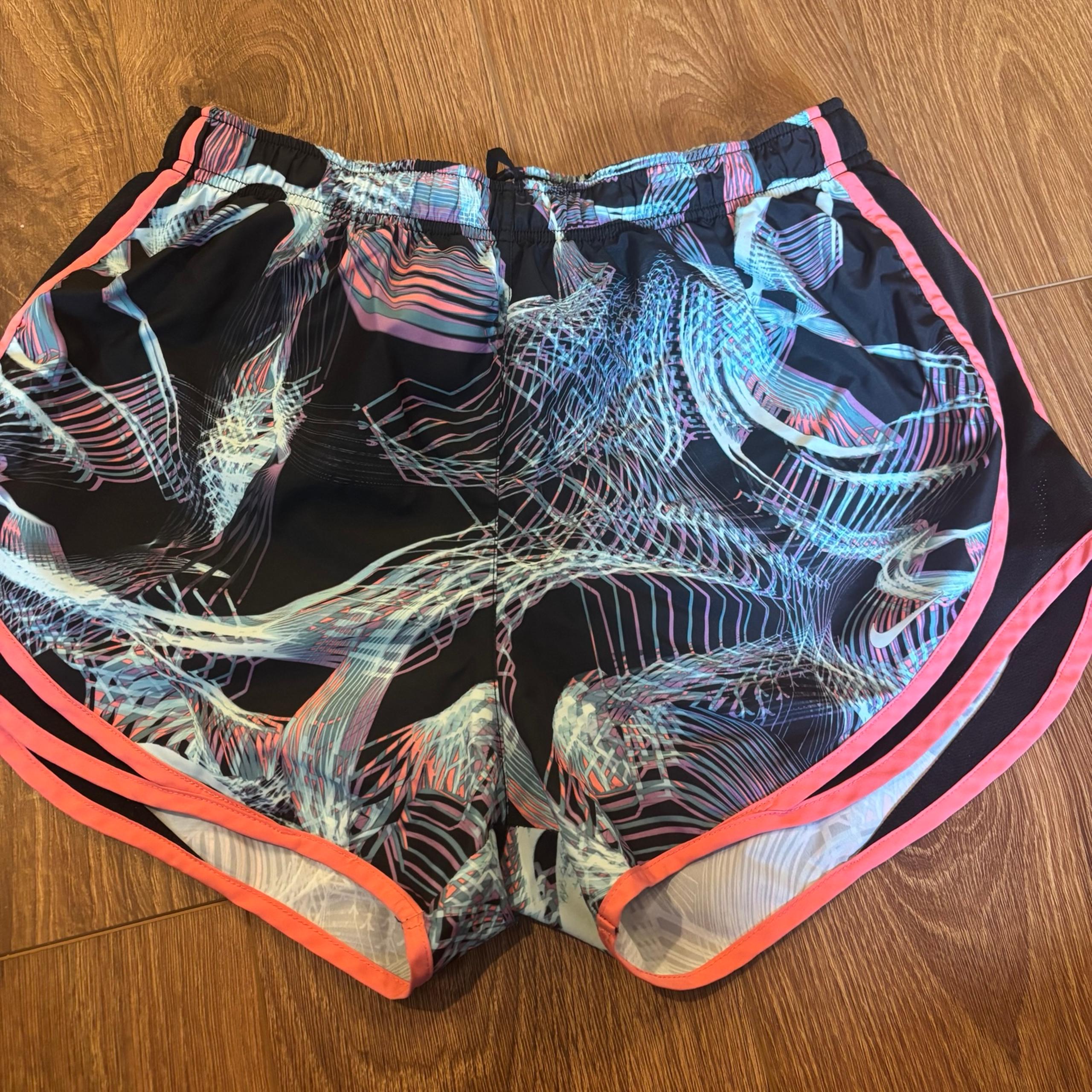 Womens nike running shorts dri-fit tempo size large