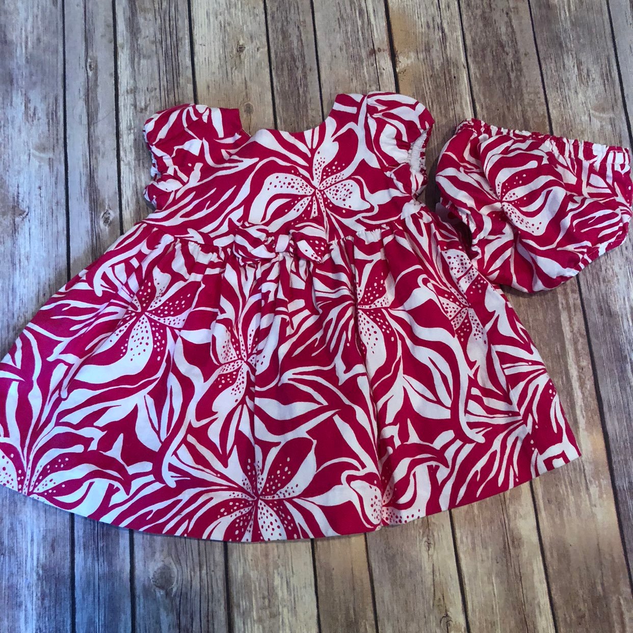Lilly Pulitzer magenta floral dress