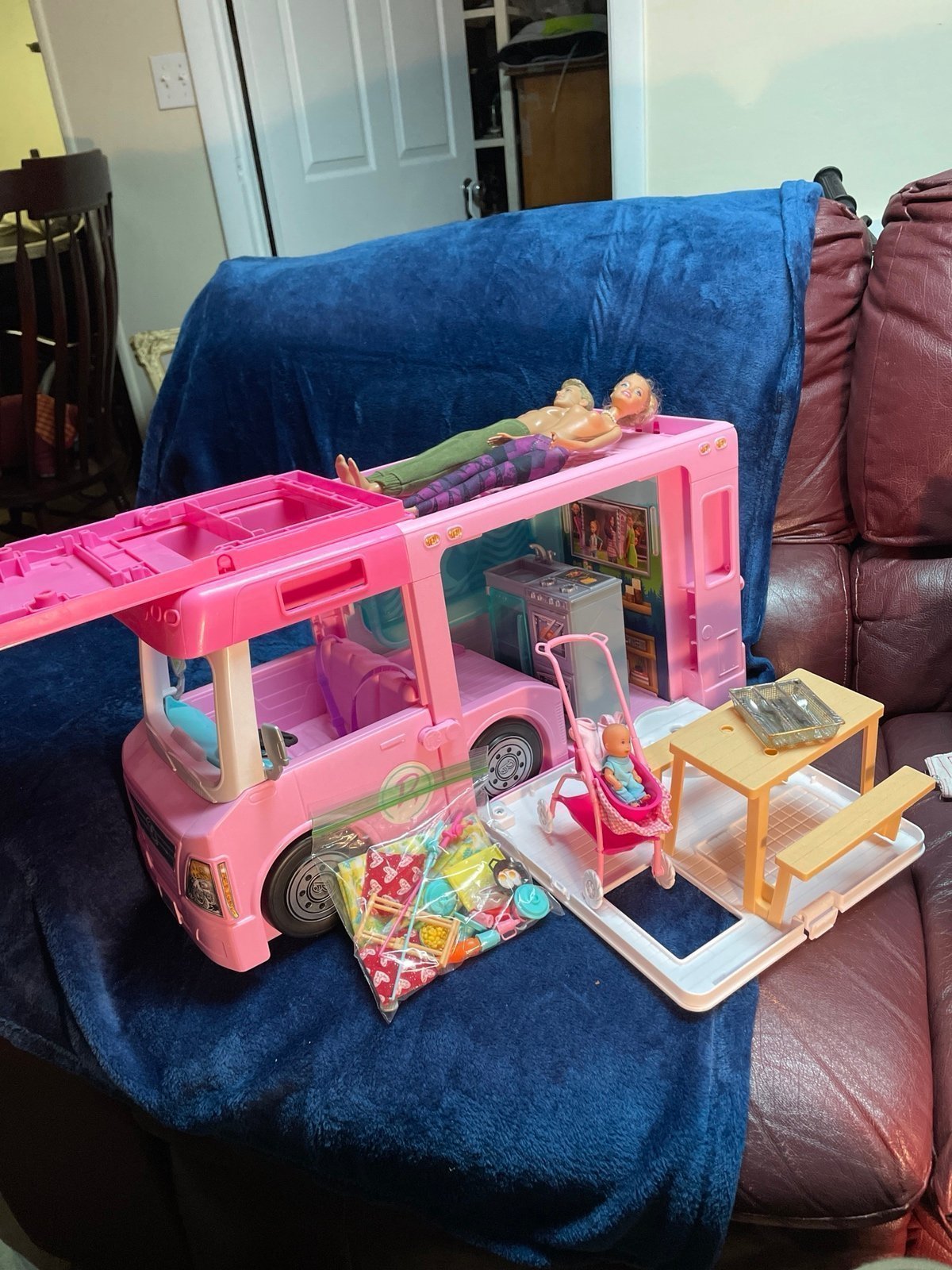 Barbie Camper Van Set