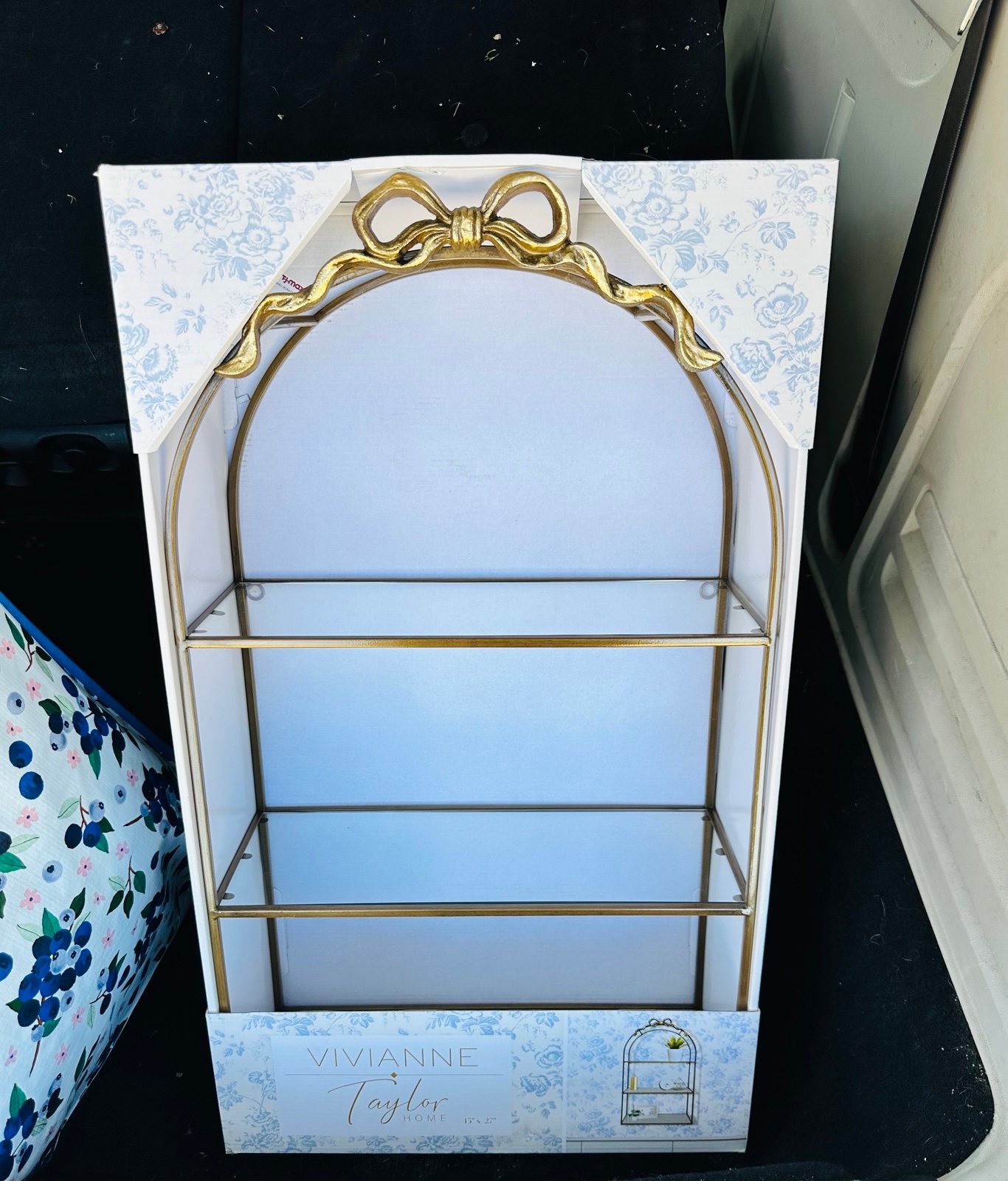 VIRAL COQUETTE GOLD BOW ARCHED SHELF