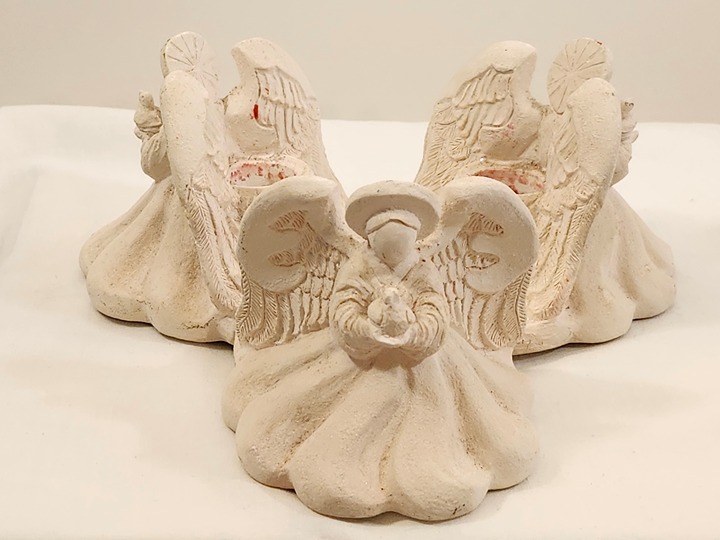 Vintage United Design Corp Angel Trio Pinik/ 3 Angel Circle Candleholder CL-063