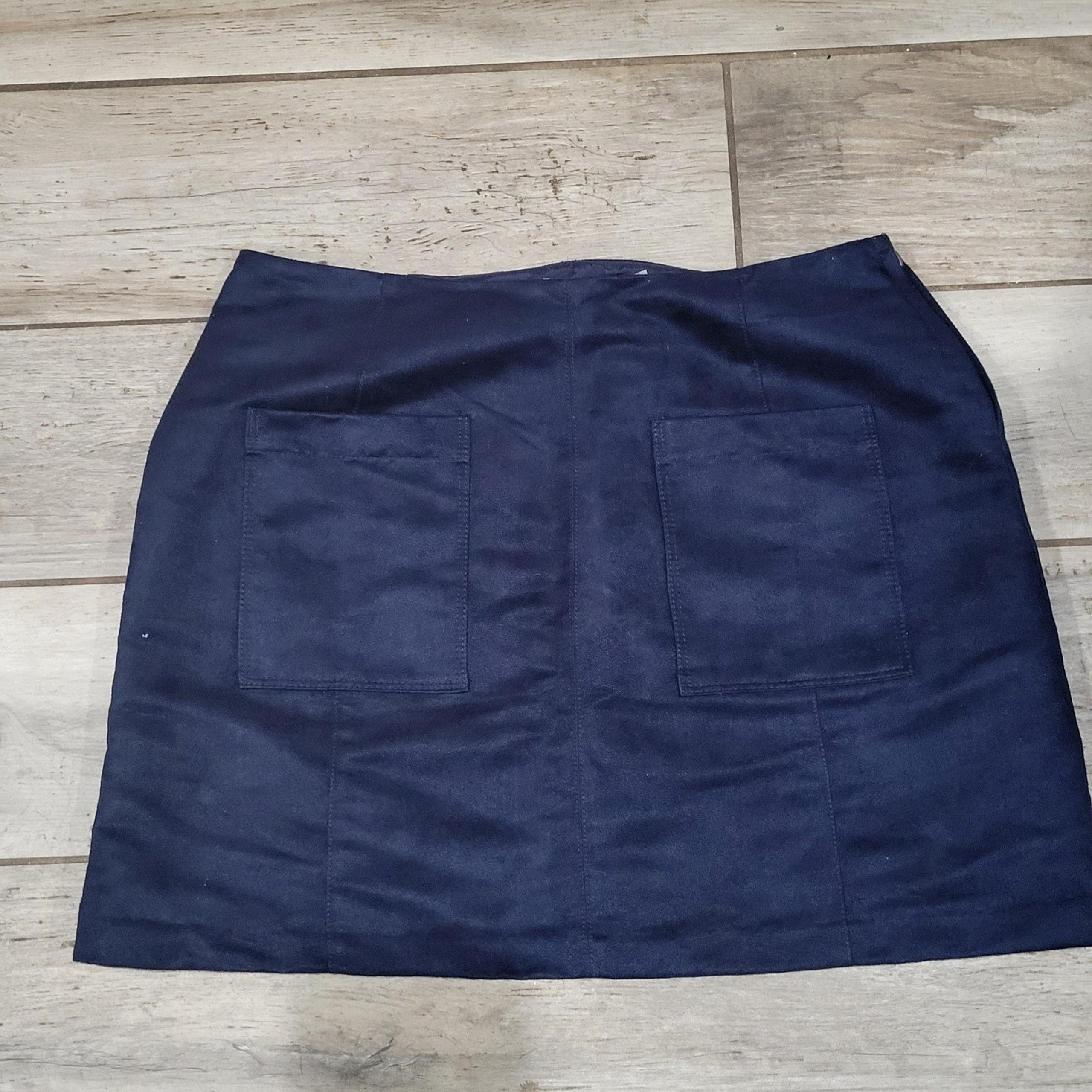 Old  Navy Faux Suede skirt A-line above knee Sz 2 Navy blue