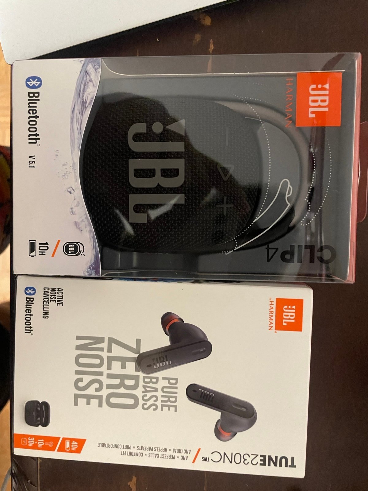 Jbl headset and speaker