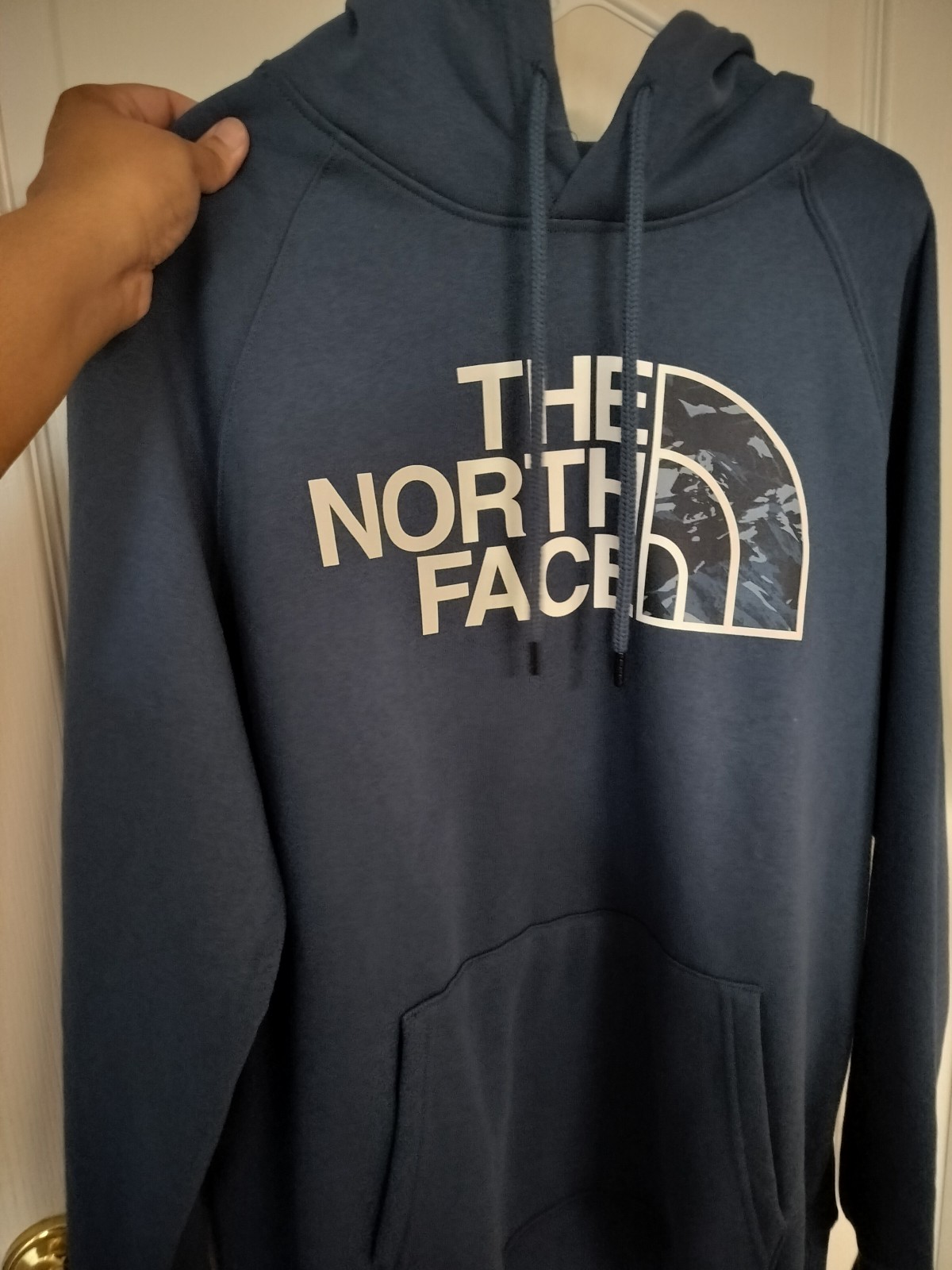 New north Face Hoodie for women, size L