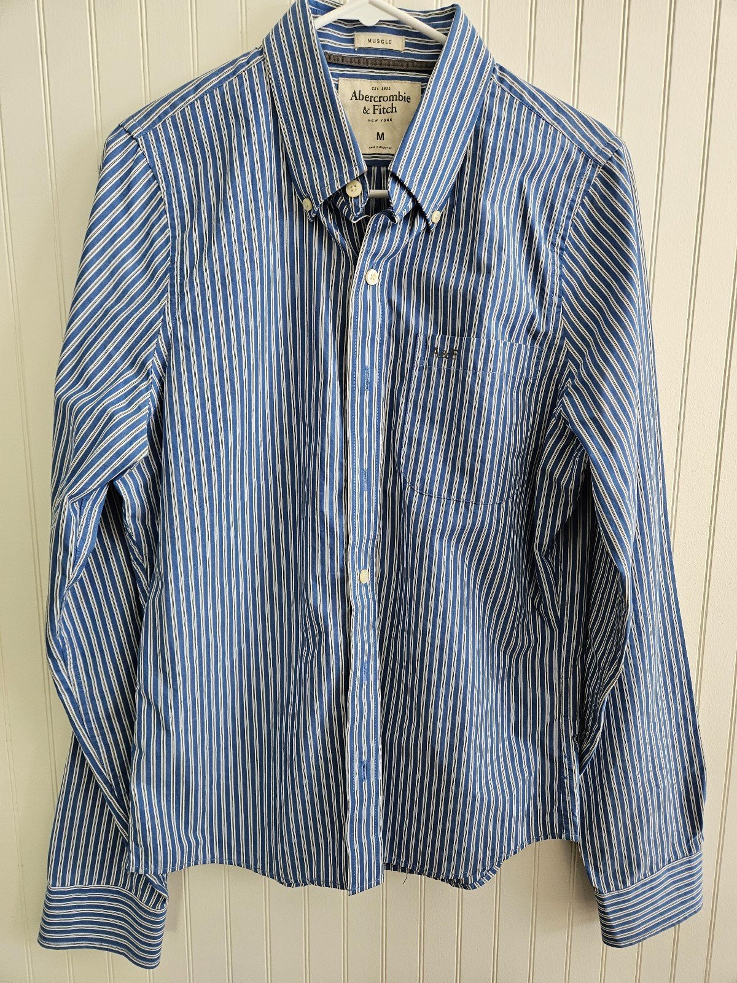 Ambercrombie and fitch mens Medium muscle