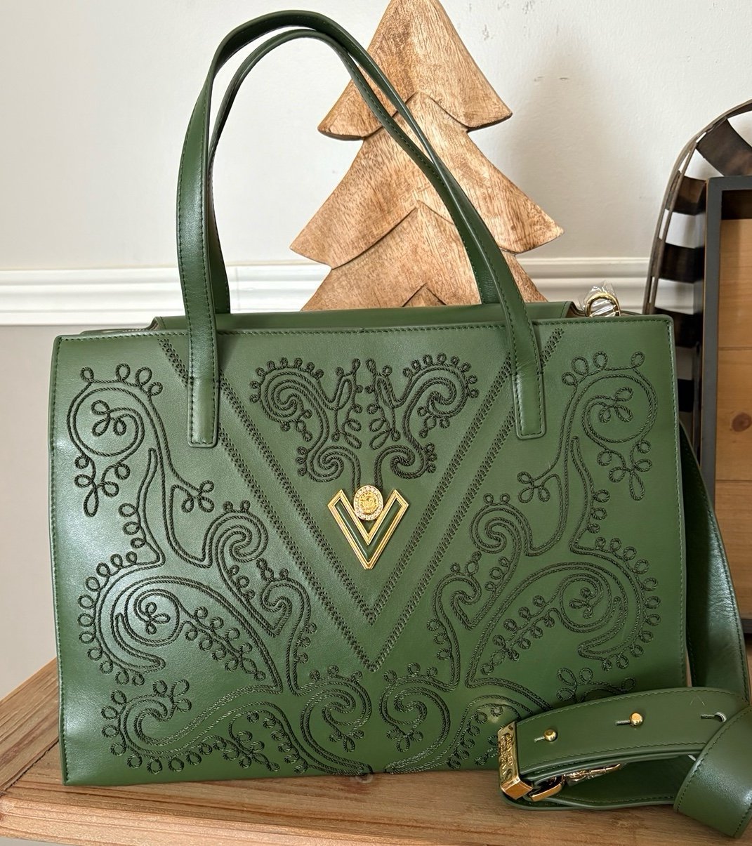 Valentino Orlandi bag, brand new , Beautiful green color, Stunning bag