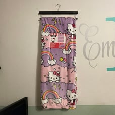 Viral hello kitty blanket 3 styles