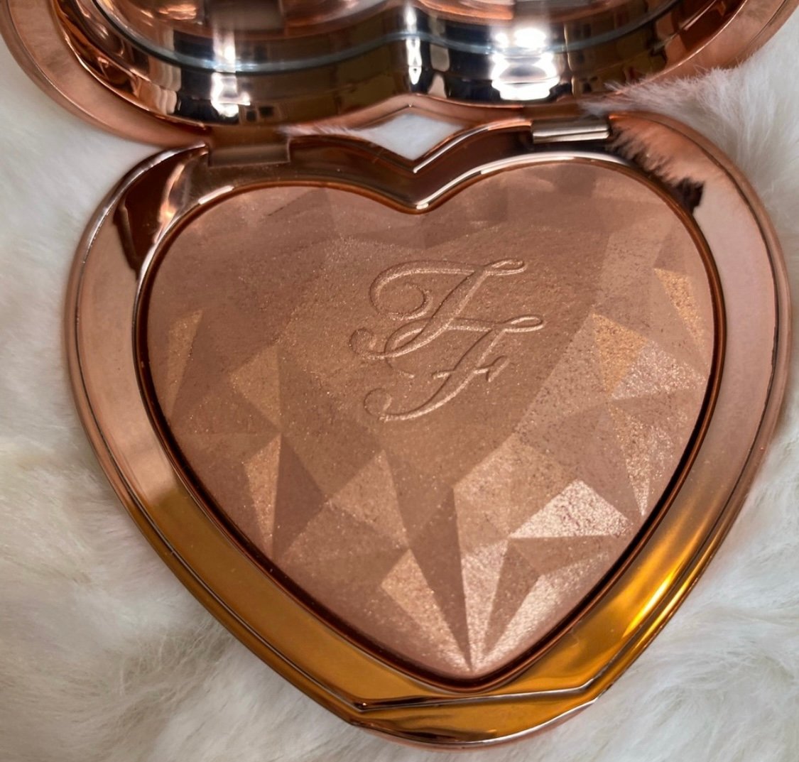 Too Faced highlighter