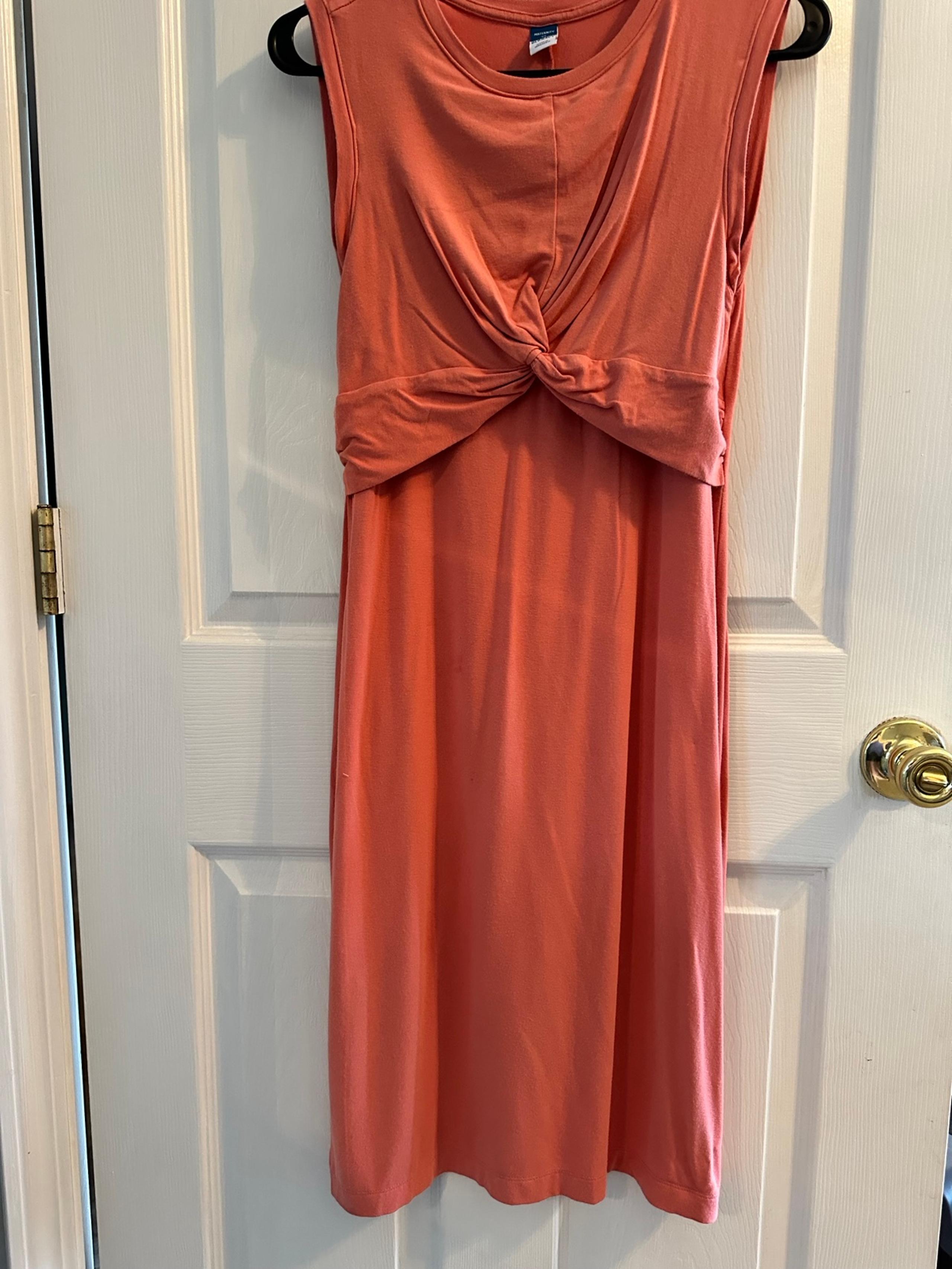 Old Navy Maternity XS knot dress