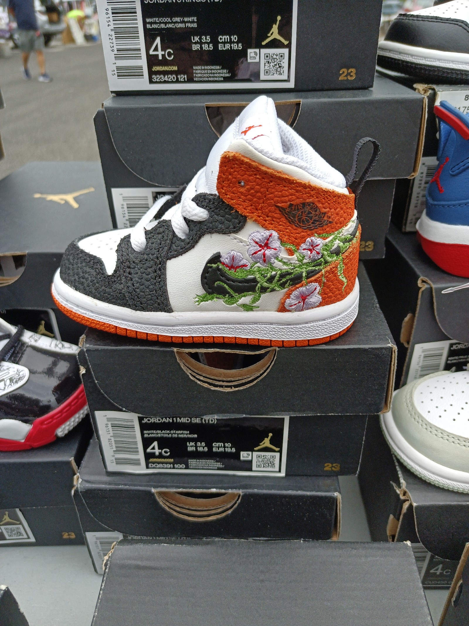 Jordan 1 size 4C