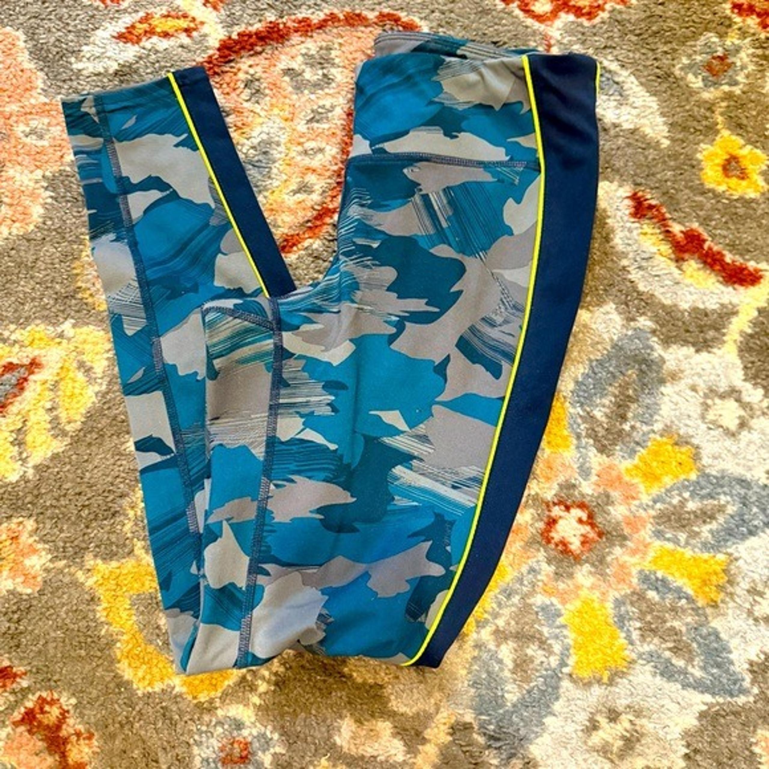 GAP Fit Womens Pants Activewear Leggings Blue Gray Size Medium