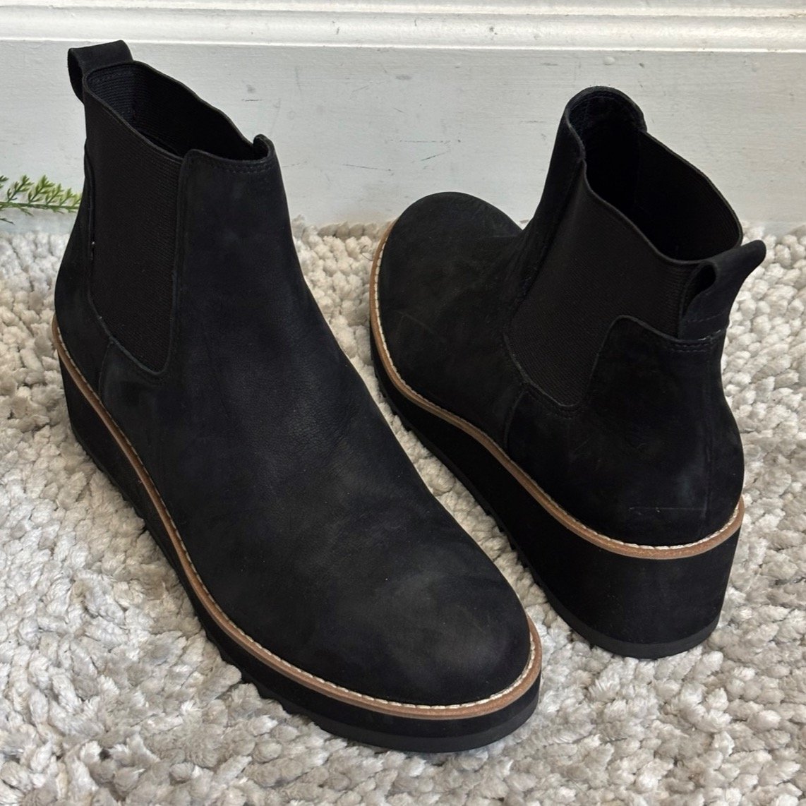 EILEEN FISHER Woman Pull On Ankle Boot Size: 10