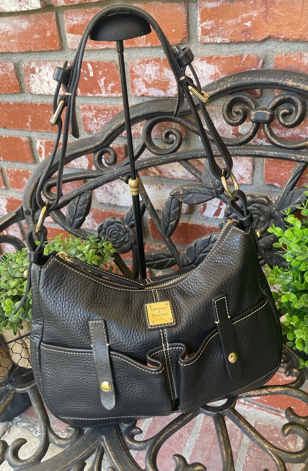 Vintage Dooney & Bourke Dbl Pocket Hobo Bag; Leather W/Adjustable Buckle Strap