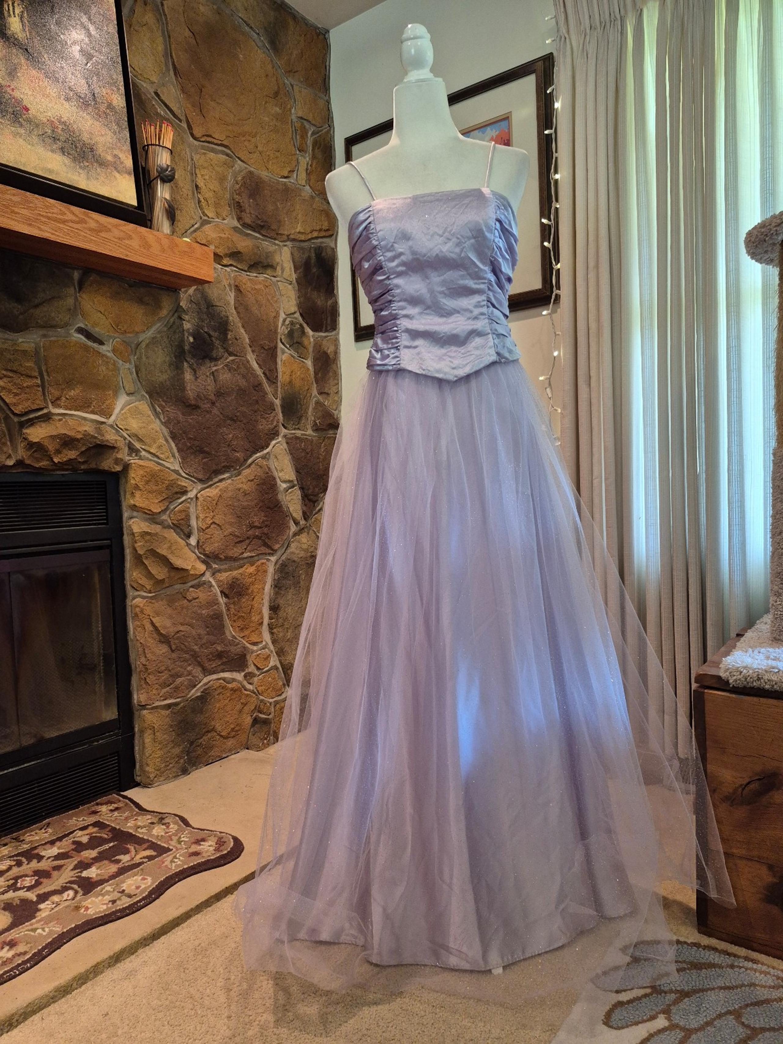 Blondie Nites By Jaslene 2 piece purple prom or formal dress juniors size 7/8