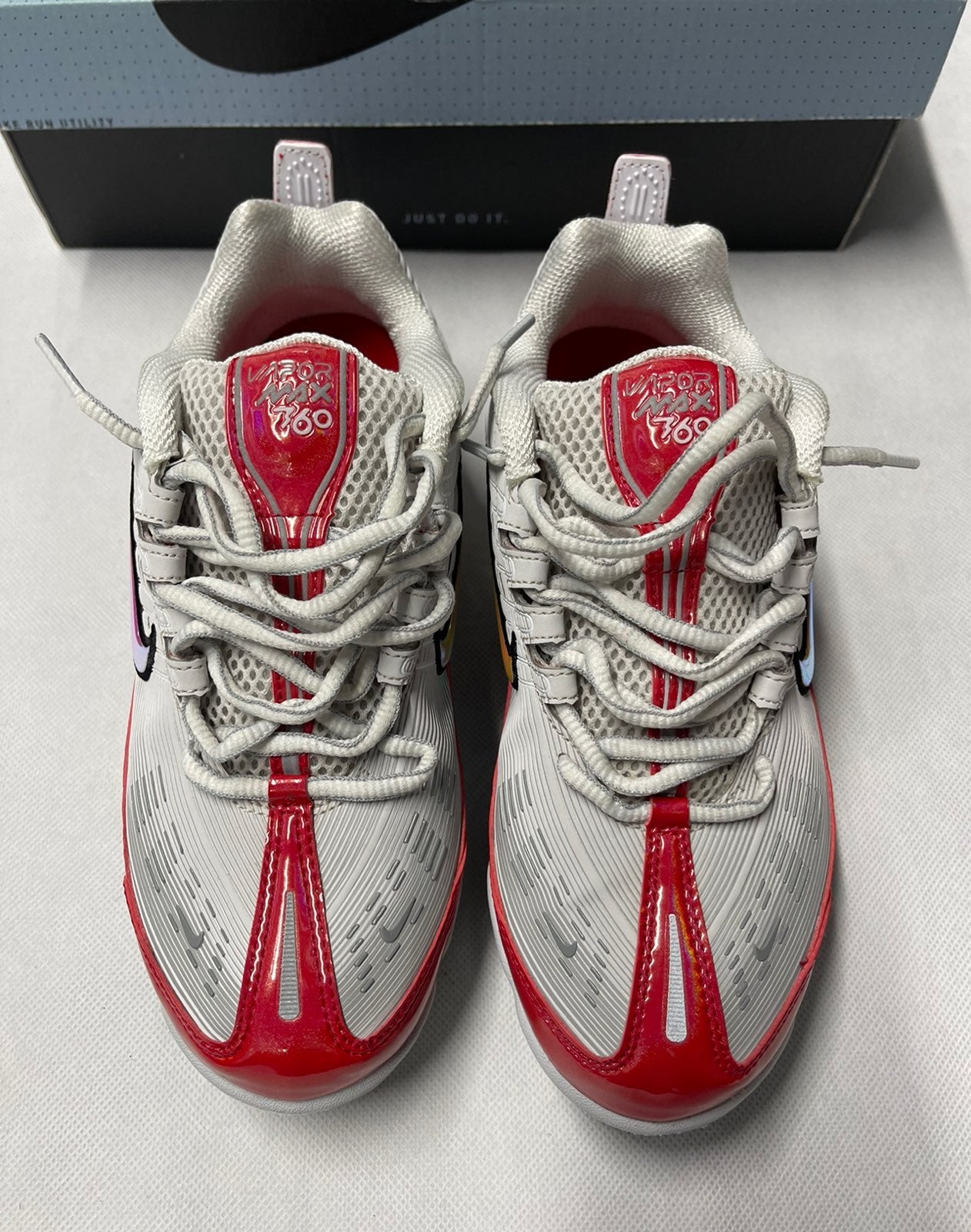 Nike Air VaporMax 360 Vast Grey/White/Red Size 6
