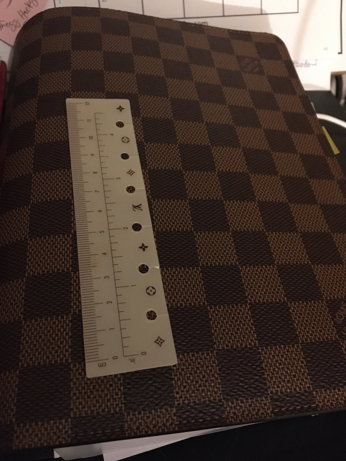 Louis Vuitton Ruler