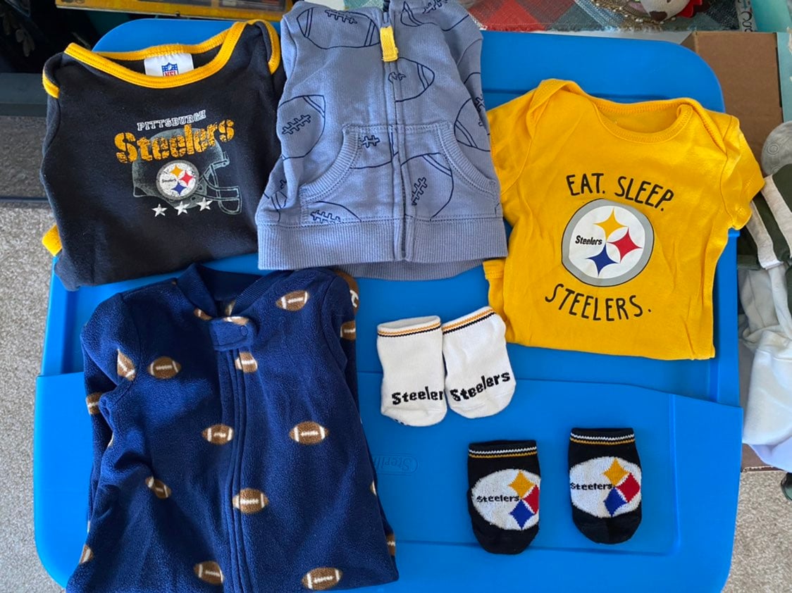 Steelers NFL 0-3 month football lot
