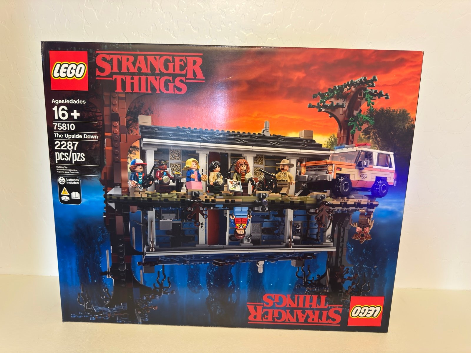 Lego 75810 Stranger Things The Upside, New Factory Sealed “Retired”