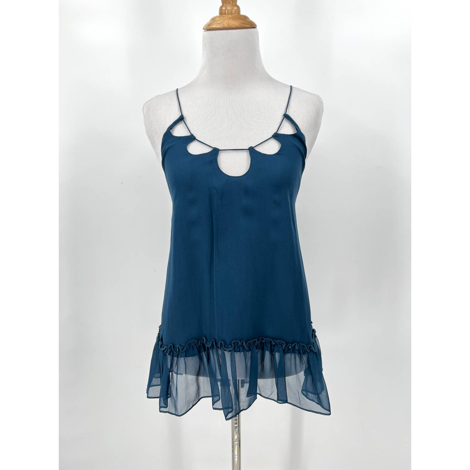TWELFTH STREET CYNTHIA VINCENT Tank Top Womens Small Blue Silk Strappy Ruffle