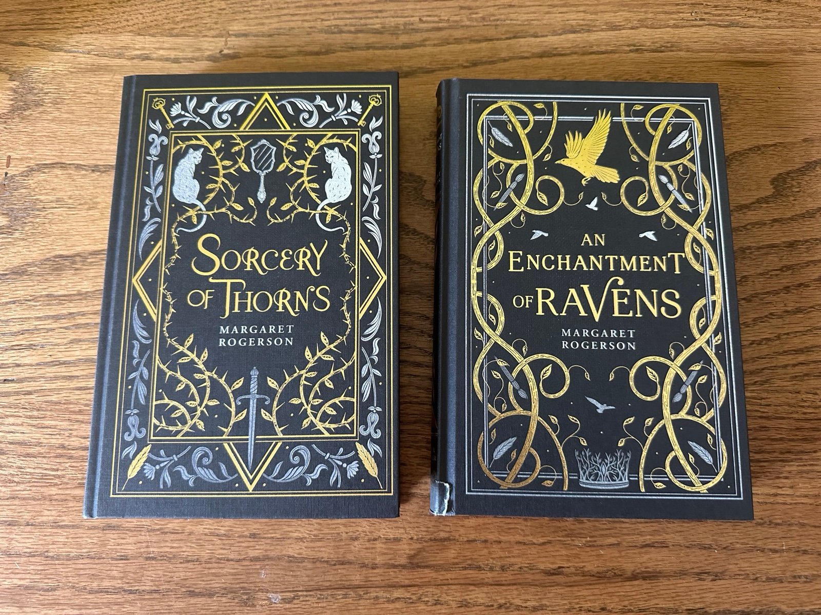 Fairyloot enchantment of ravens / sorcery of thorns