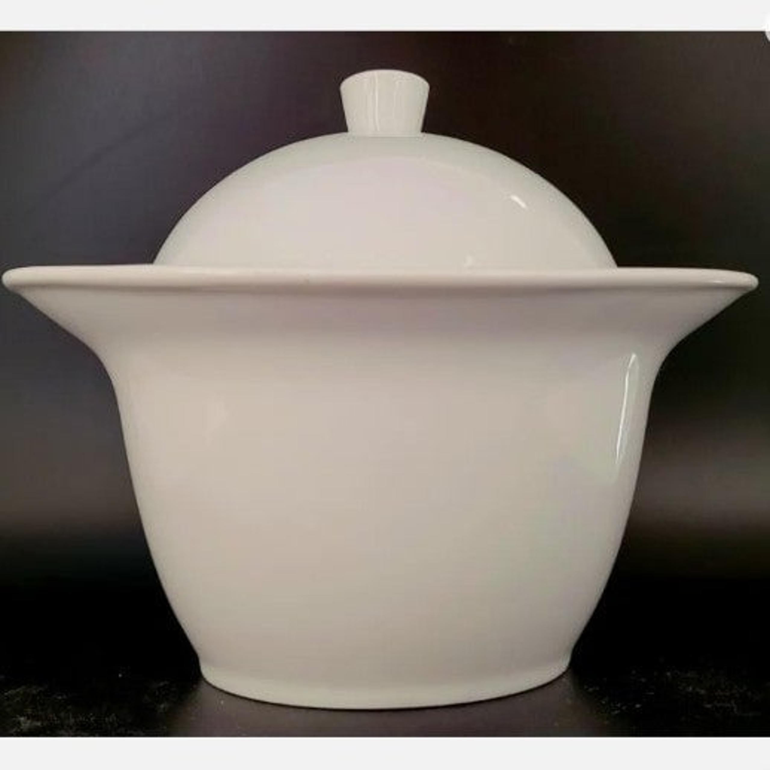 Home Decor Pier 1 Imports White Porcelain Dome Covered Serving Bowl NEW