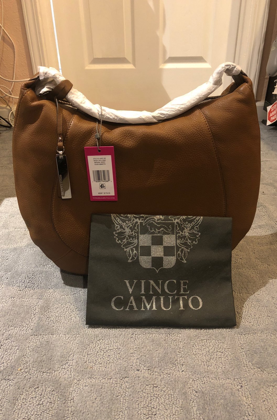 vince camuto Cayle Hobo (brown)