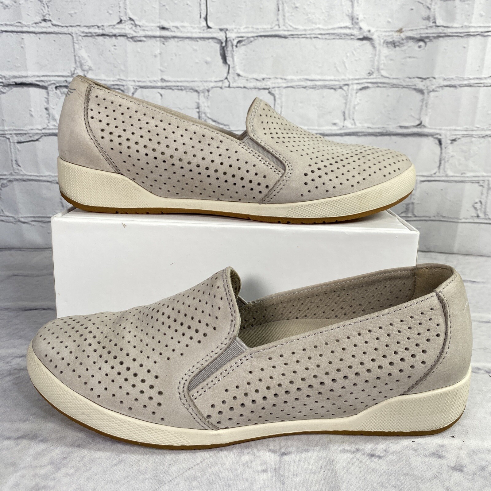 Dansko Womens Size 38 7.5-8 Odina Gray Leather Slip On Sneakers 4712940300
