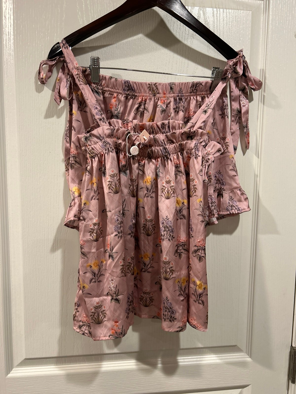 livenza lingerie set