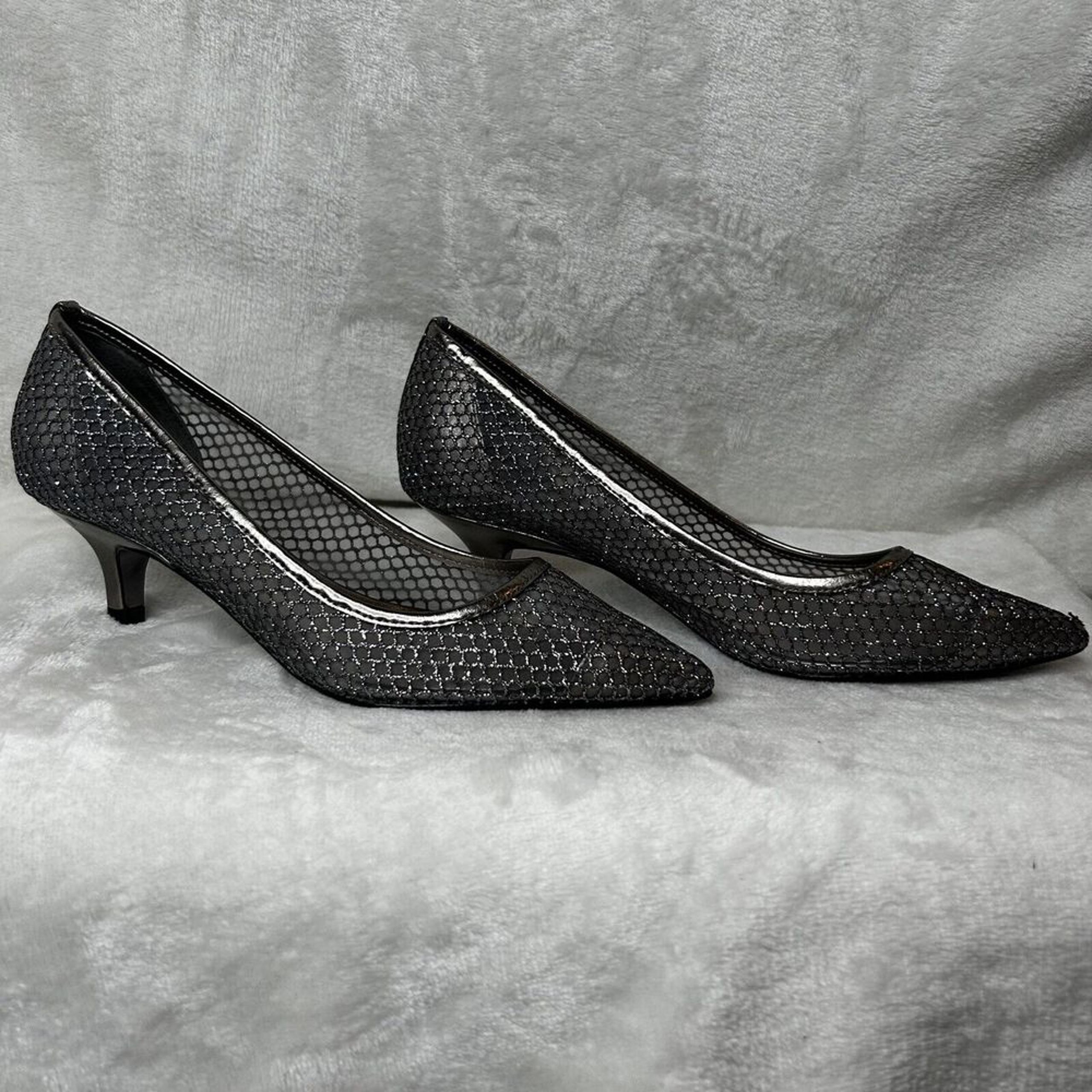 Adrianna Papell Lois Pump Gunmetal Pointed Toe Kitten Heel Womens US Size 5.5 M