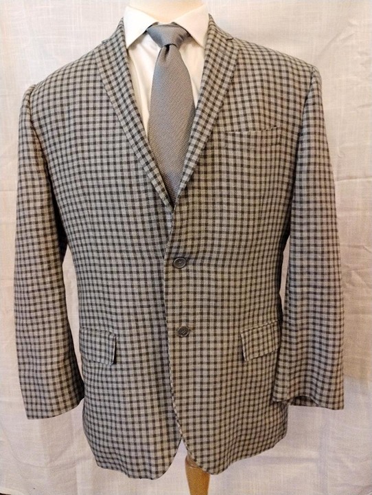 NWOT 100% Linen Check 2 Button Blazer Sz 42R.