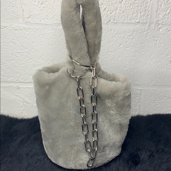 AW FAUX FUR BUCKET BAG