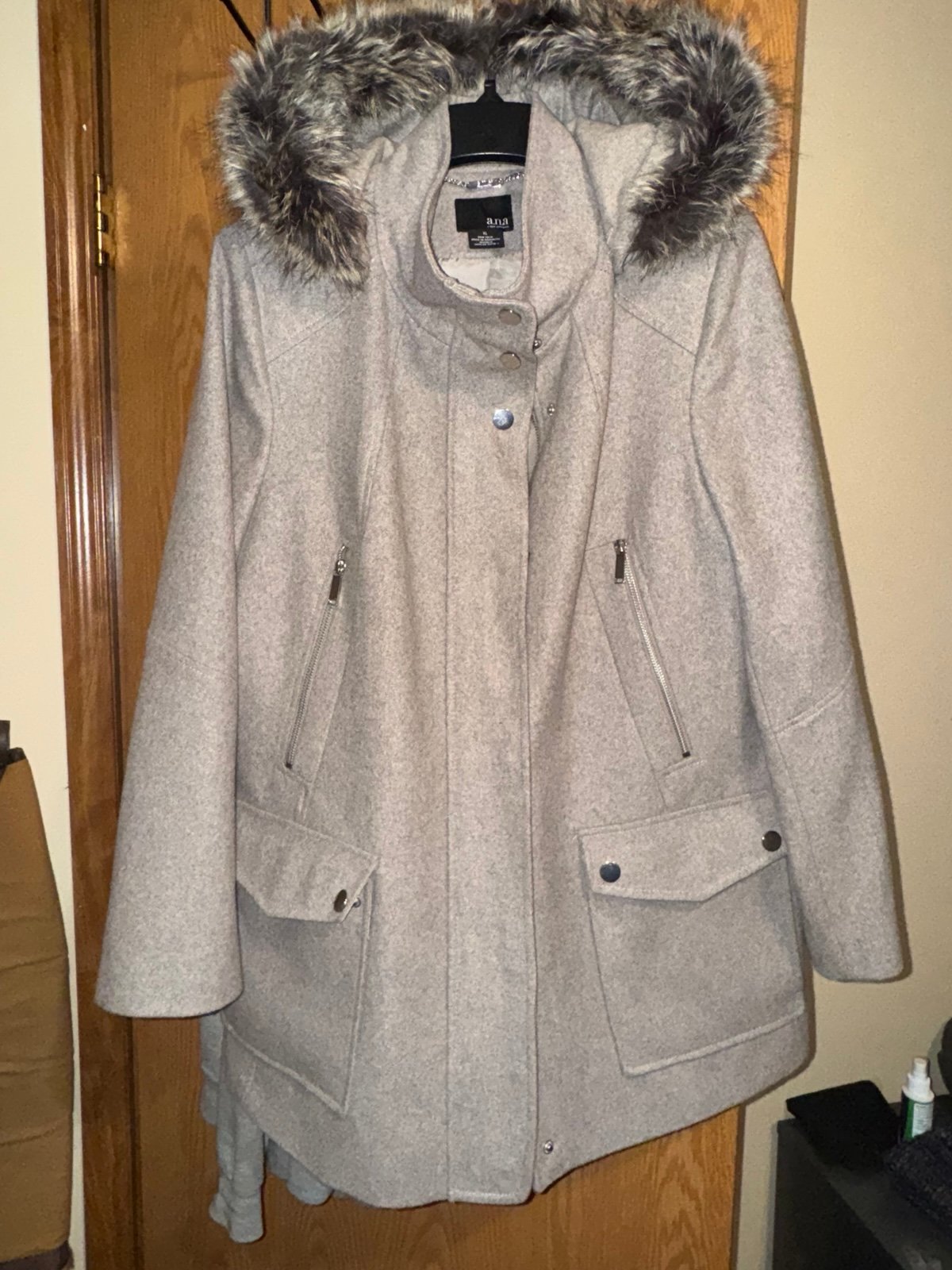 Ana women’s coat removable hood size XL