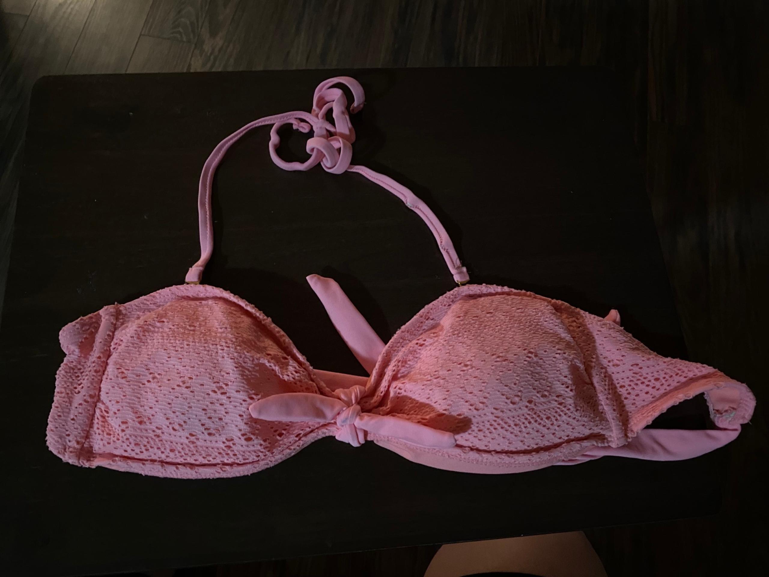 Pink bikini top