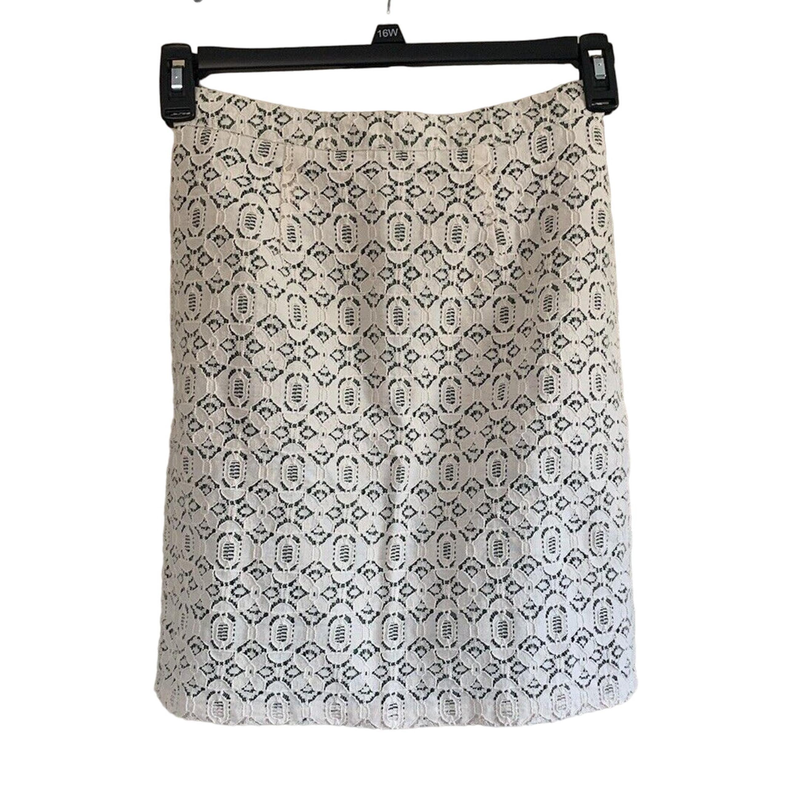 Anthropologie Edme & Esyllte Green and Cream Lace Pencil Skirt Size 2