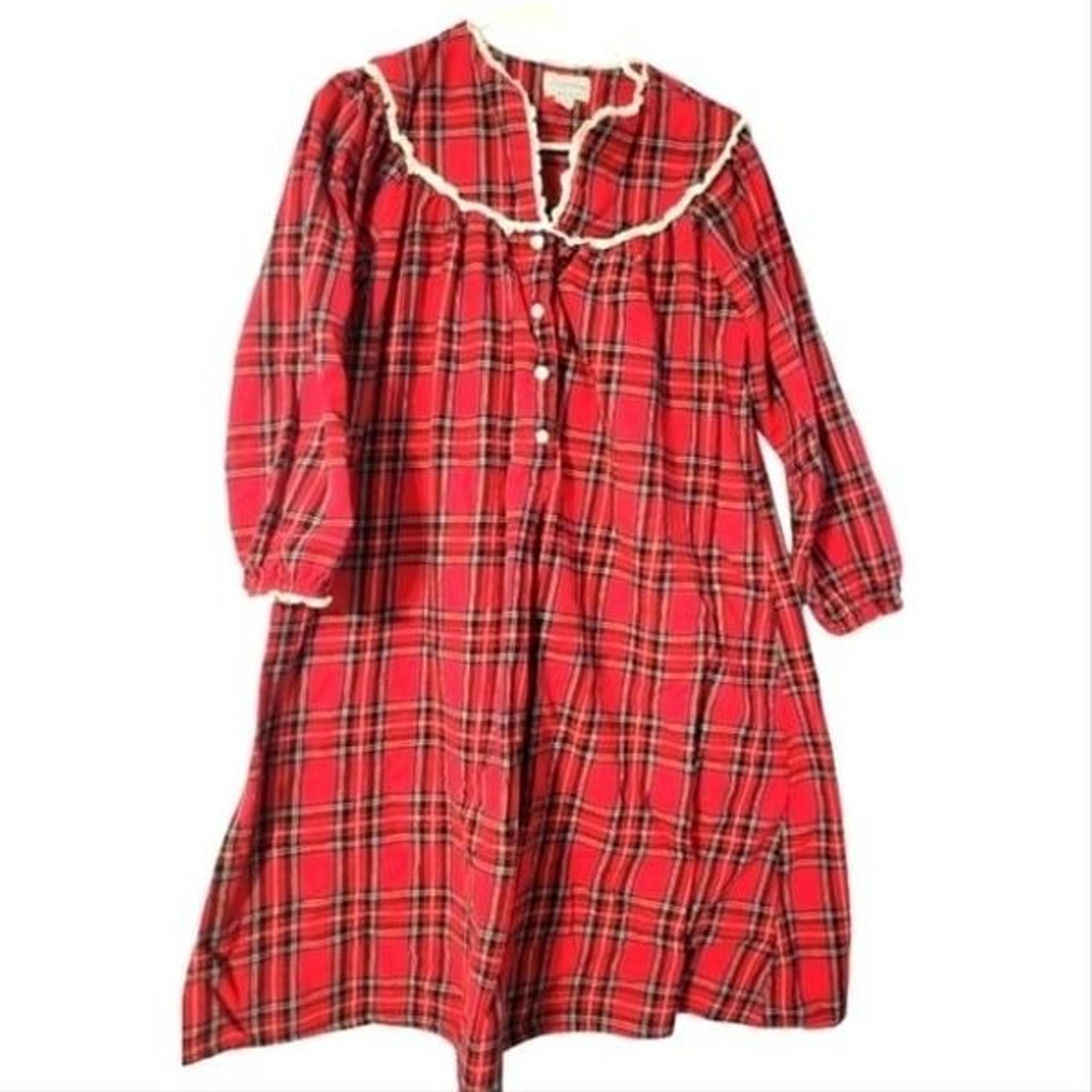 VINTAGE Lanz of Salzburg plaid 100% cotton flannel nightgown eyelet trim