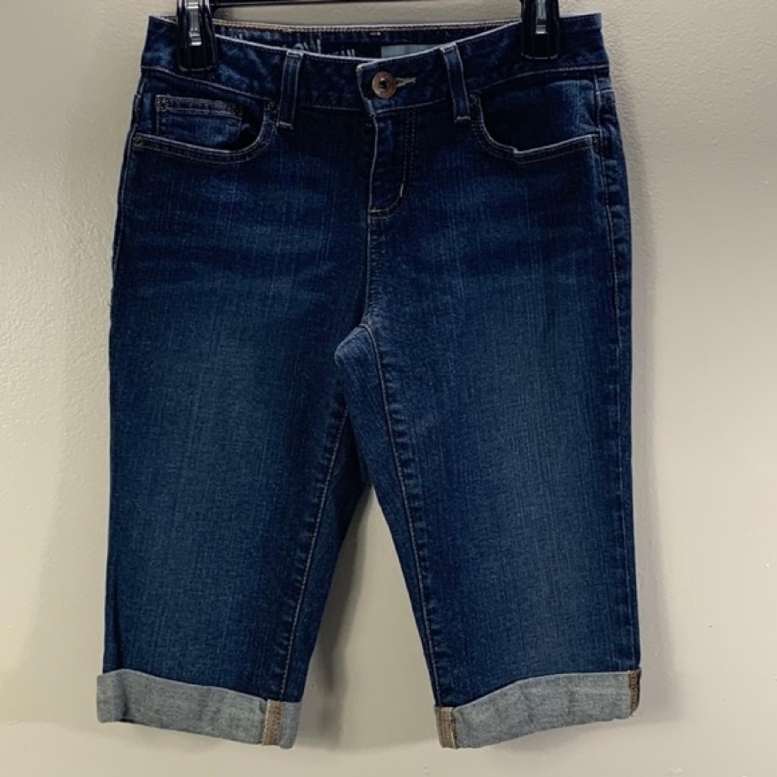 DKNY Blue Bermuda Women’s Jean Short Pants Size 4