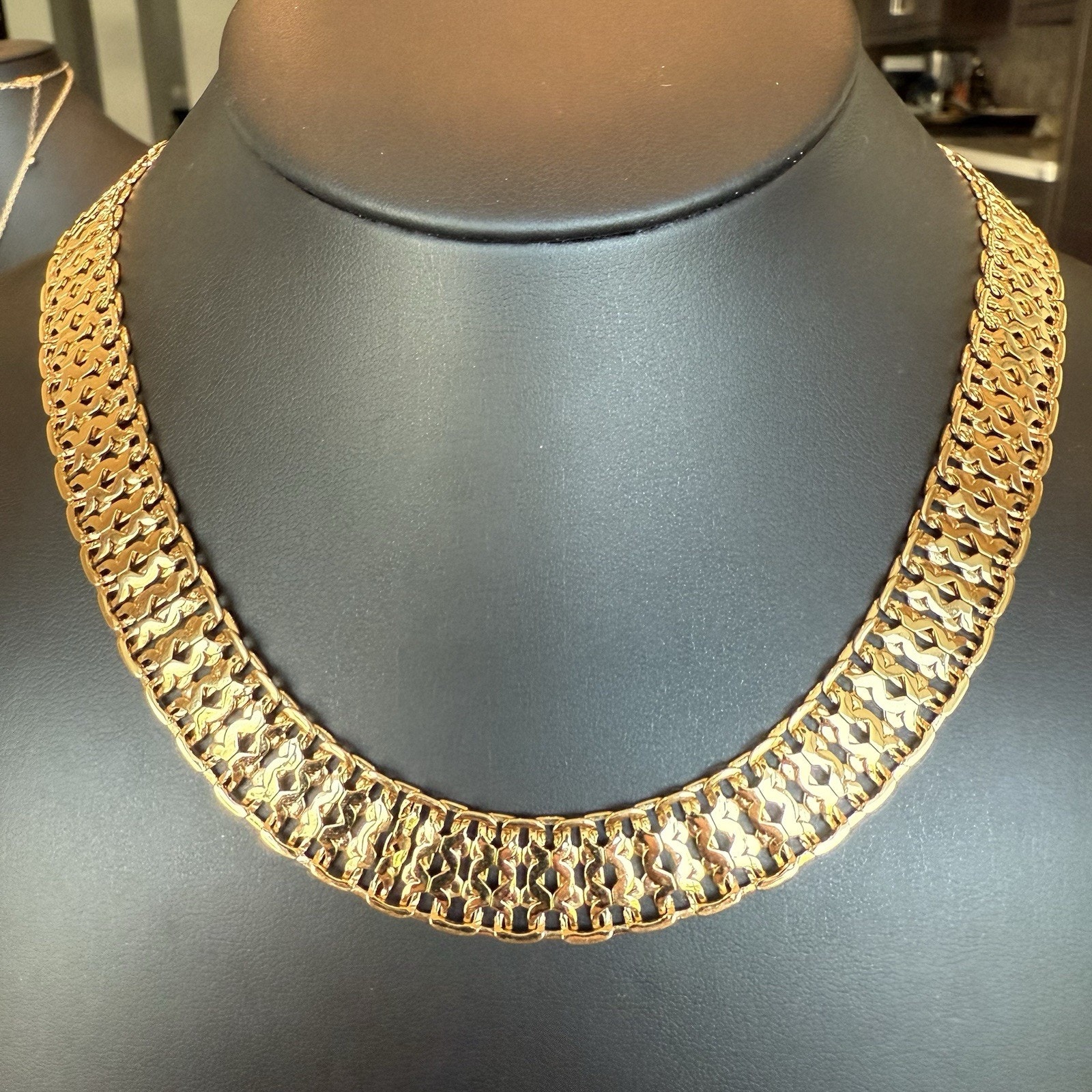 Vintage MONET Runway Statement Choker Collar Necklace Gold Tone 17” Estate