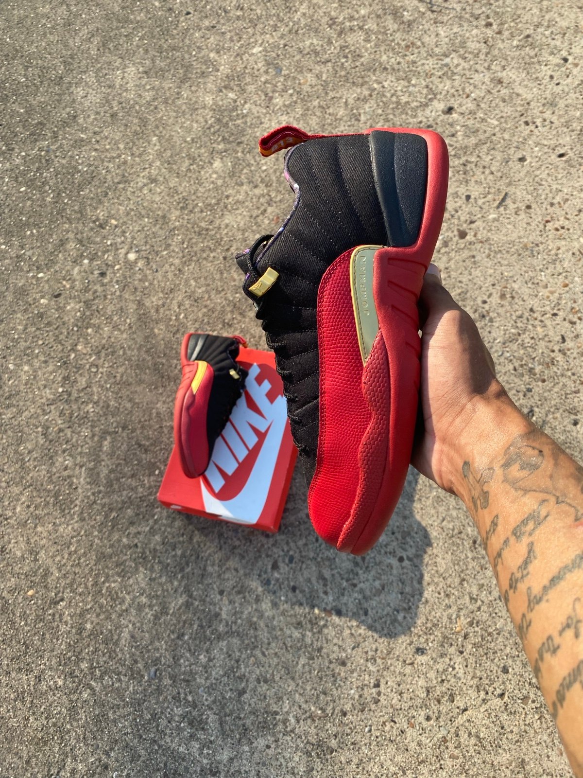Jordan 12 ‘ Super Bowl ‘