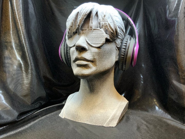 Linda Hamilton Sarah Connor Headphone Stand! Female Action Star Headset Rack