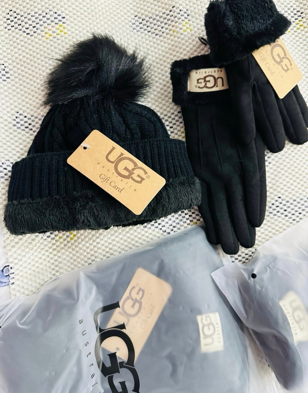 UGG Set Beanies And Gloves Total 3 Set Brand New *RESERVED TO FNP*