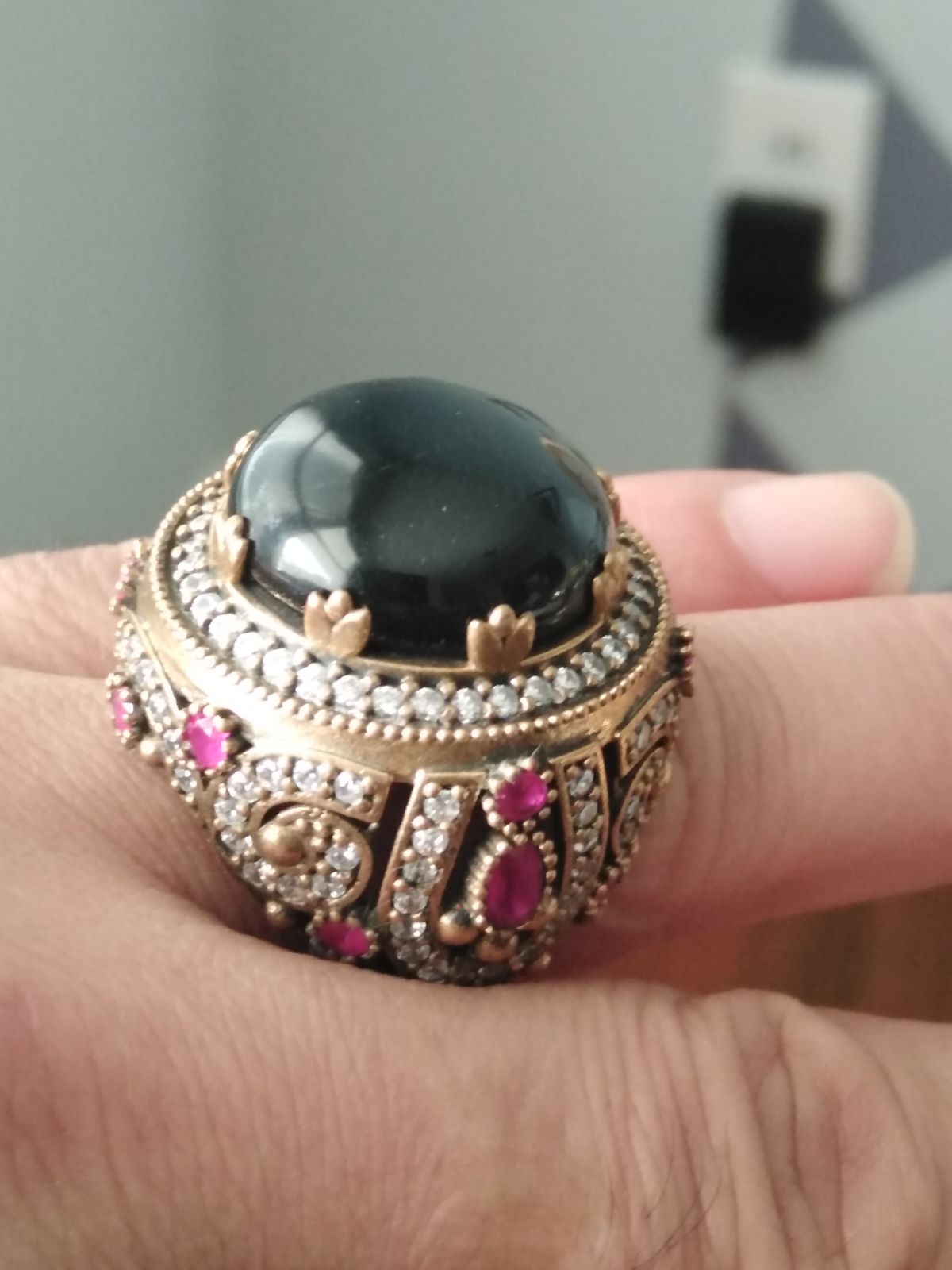 size 9.5 5 CT onyx silver with gold ring