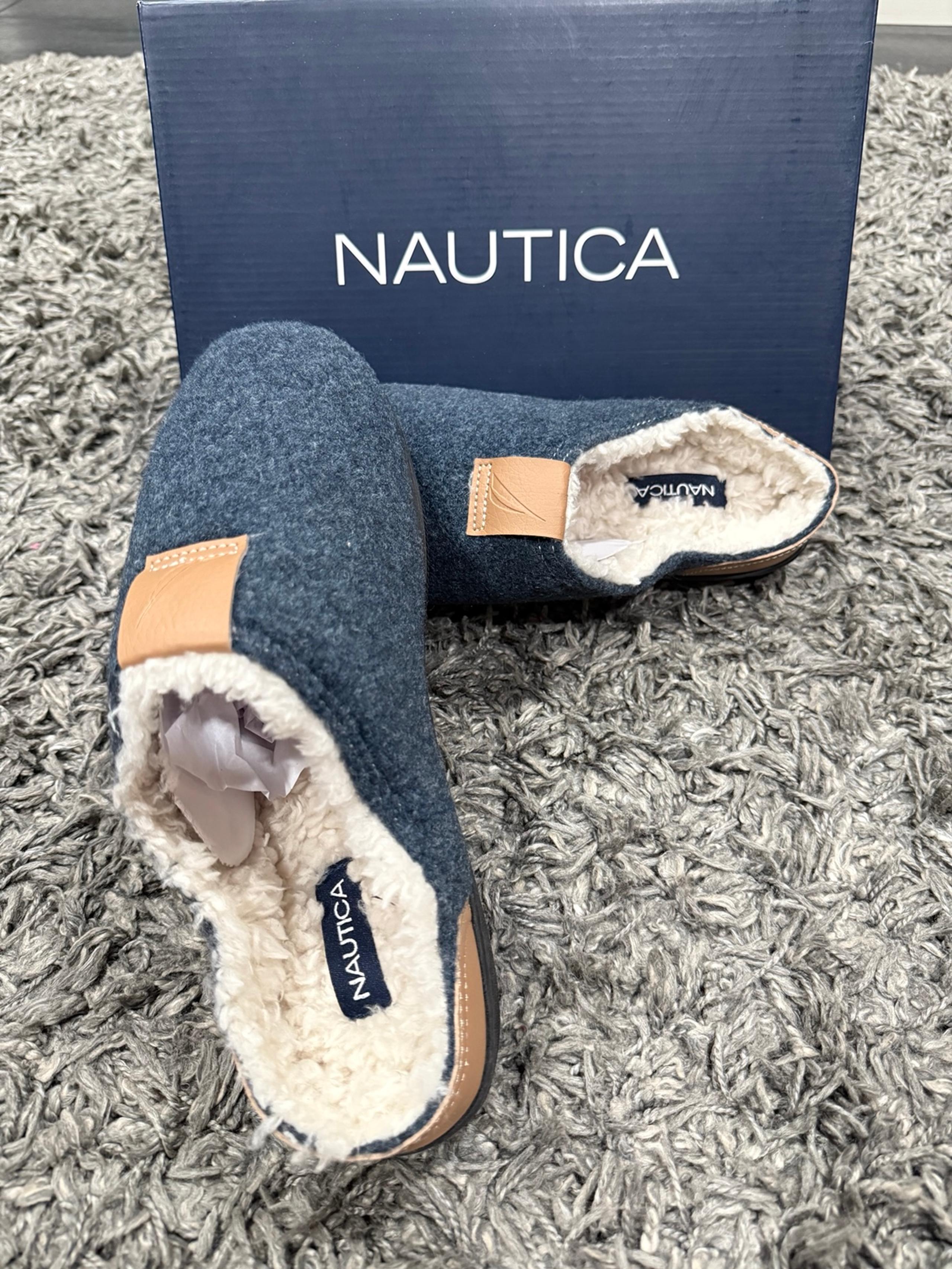 BRAND NEW - Nautica Women’s Slippers -Size 10