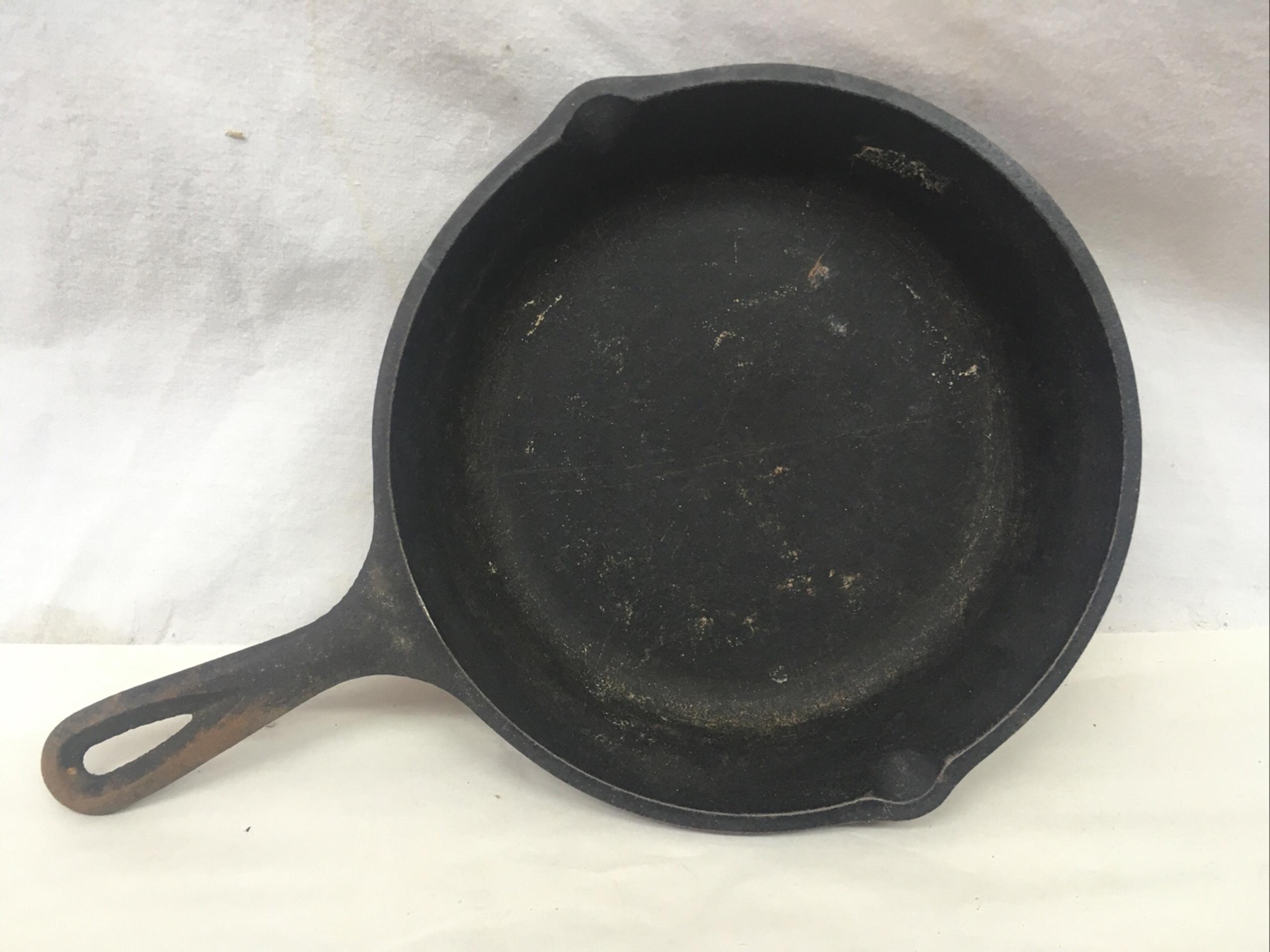 Lodge USA 8-Inch Cast Iron Skillet 9 5SK Double Spout