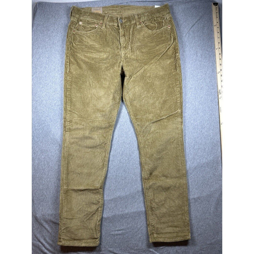 WOMEN'S LEVI'S BOYFRIEND LIGHT BROWN CORDUROY PANTS-MID RISE 32x30 NWT