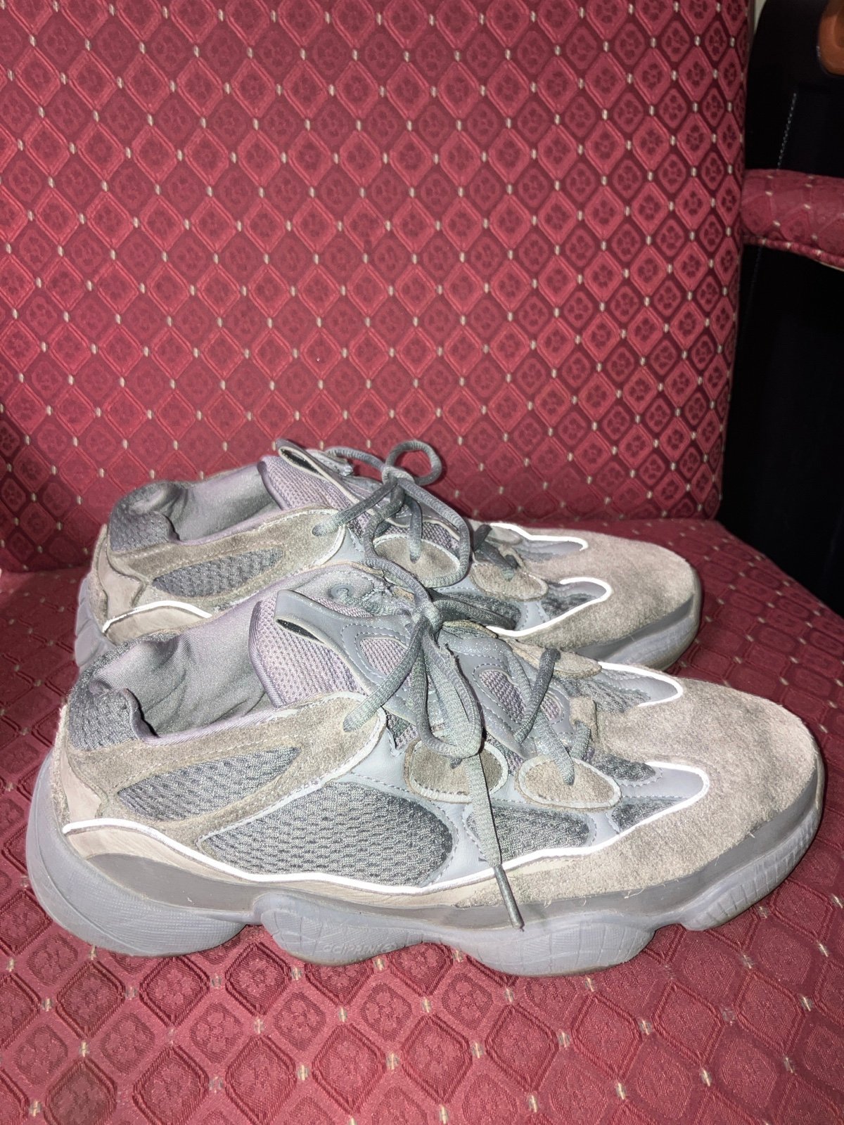 YEEZY 500 DESERT RAT STONE SALT SIZE 10.5